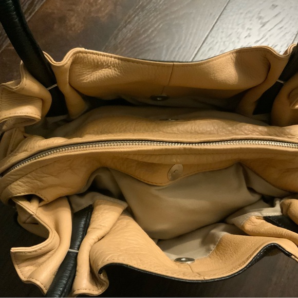 New no tag Made in Italy Leather One of a Kind shoulder bag - Picture 3 of 4